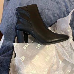 Mia Carla Bootie
